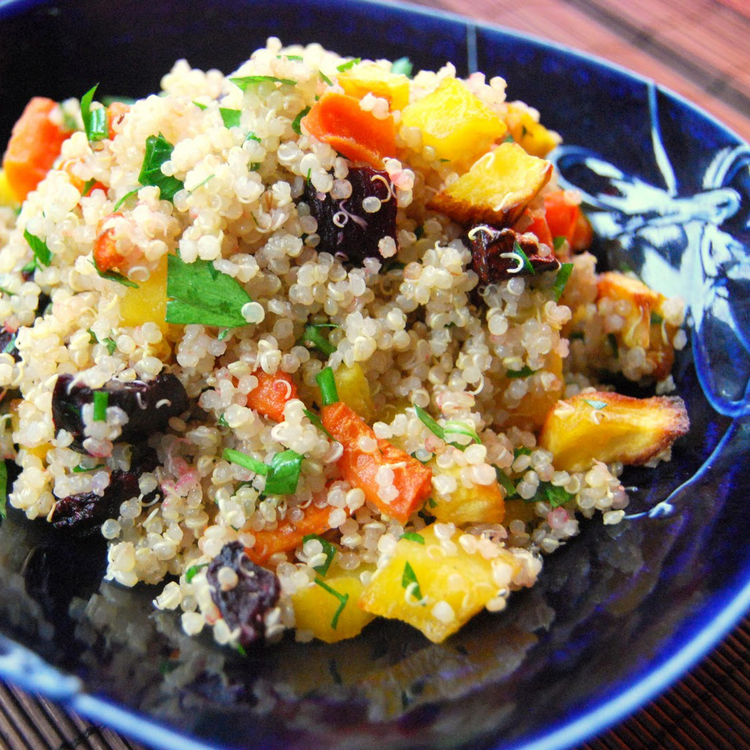 Petite salade de quinoa aux légumes grillés